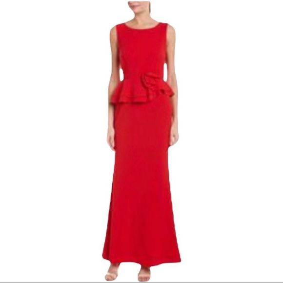 Karl Lagerfeld red gown with peplum and rosette - Picture 5 of 12